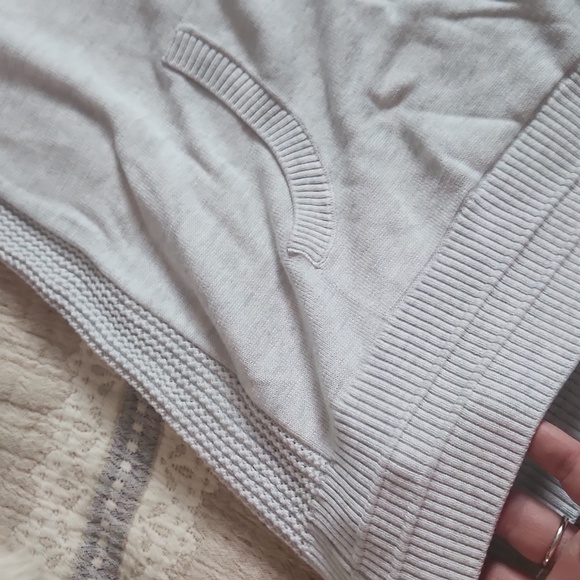 Athleta sweater w hood XS - Picture 4 of 6